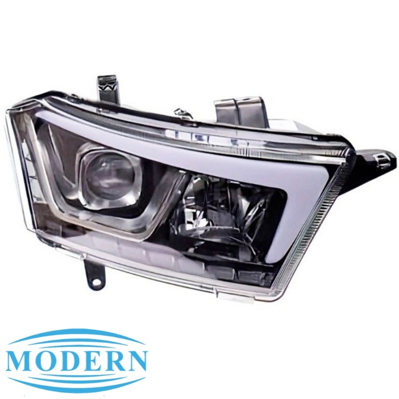 چراغ-جلو-دنا-پلاس-راست-با-لامپ-led-و-موتور-مدرن